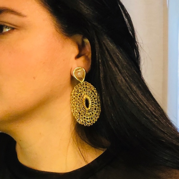 NEW 18k Gold Plated Drop Earrings - Picture 3 of 4